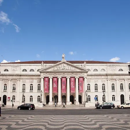 Spacious Sunny Flat- Baixa / Rossio *